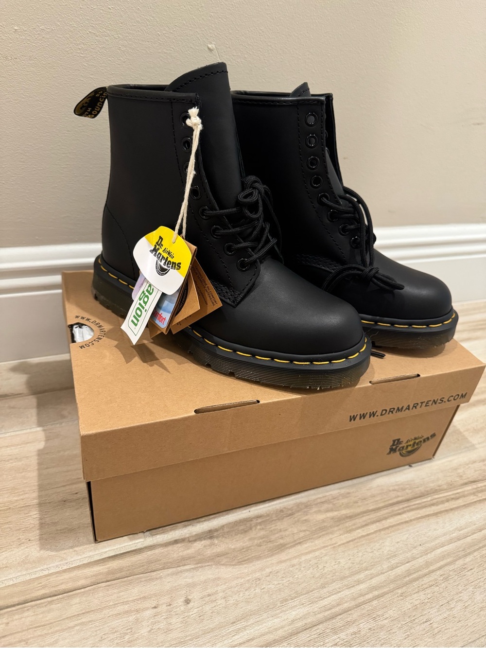 NWT AND BOX Dr. Martens women’s 1460 Lace-Up Boot in Black